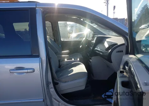 2011 Dodge Grand Caravan Mainstreet from USA, damaged, VIN 2D4RN3DG2BR637100